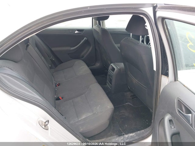 12629633 :رقم المزاد ، 3VWDX7AJ3BM368487 vin ، 2011 Volkswagen Jetta Se مزاد بيع