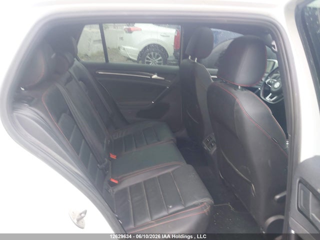 2015 Volkswagen Gti მანქანა იყიდება აუქციონზე, vin: 3VW4T7AUXFM079229, აუქციონის ნომერი: 12629634