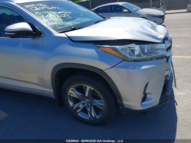 2019 Toyota Highlander Limited/ltd Platinum მანქანა იყიდება აუქციონზე, vin: 5TDDZRFH2KS992229, აუქციონის ნომერი: 12629644