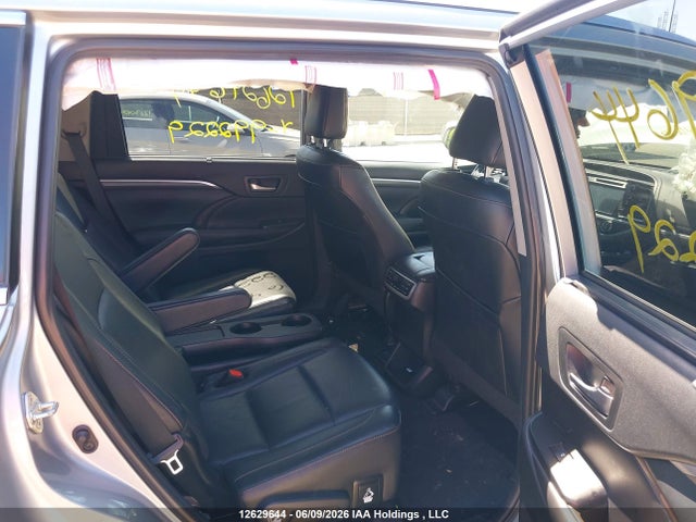 2019 Toyota Highlander Limited/ltd Platinum მანქანა იყიდება აუქციონზე, vin: 5TDDZRFH2KS992229, აუქციონის ნომერი: 12629644