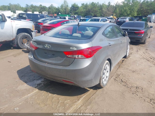 2013 Hyundai Elantra Gl მანქანა იყიდება აუქციონზე, vin: 5NPDH4AE2DH335927, აუქციონის ნომერი: 12629655