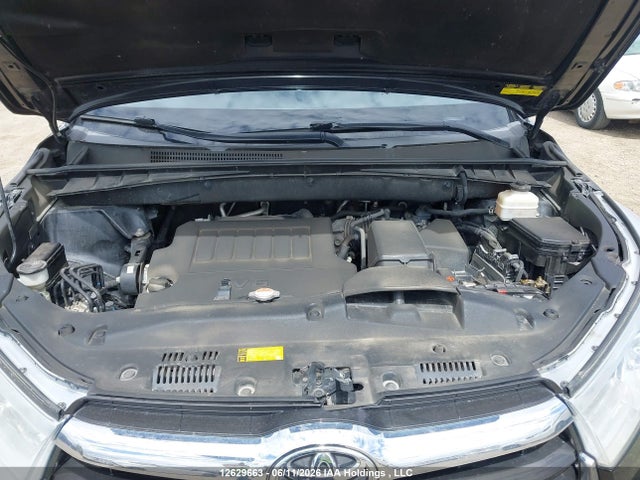 5TDJKRFHXFS203970 Toyota Highlander Xle