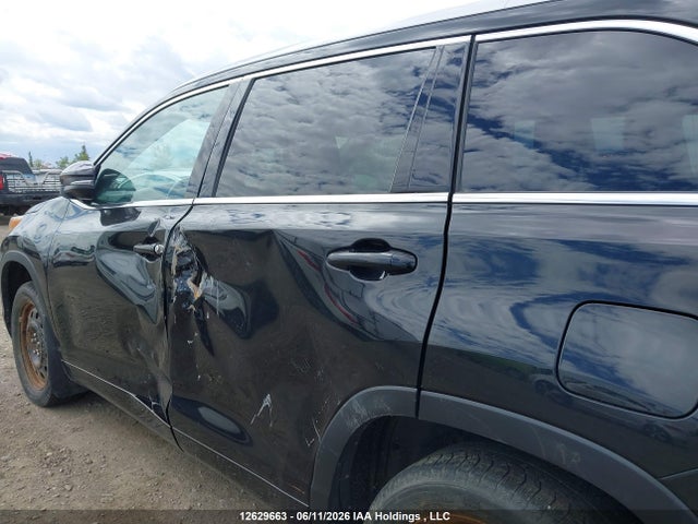 5TDJKRFHXFS203970 Toyota Highlander Xle