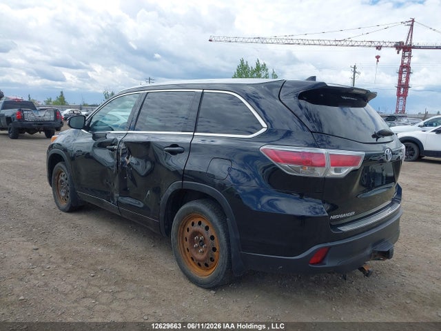 5TDJKRFHXFS203970 Toyota Highlander Xle