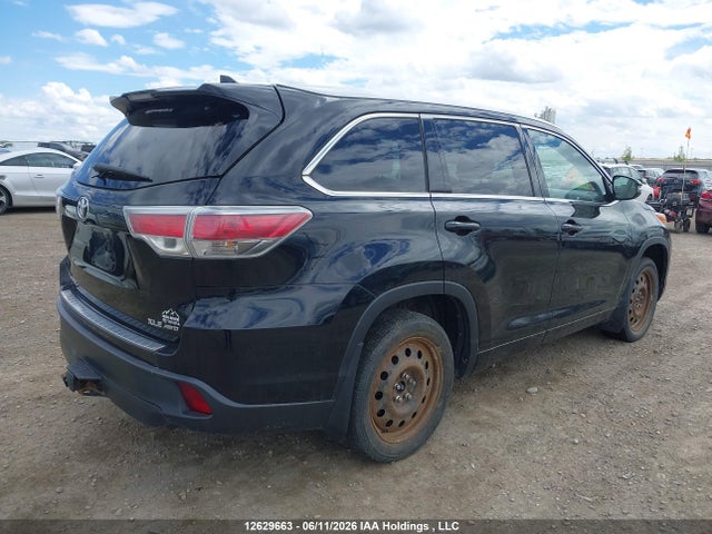 5TDJKRFHXFS203970 Toyota Highlander Xle