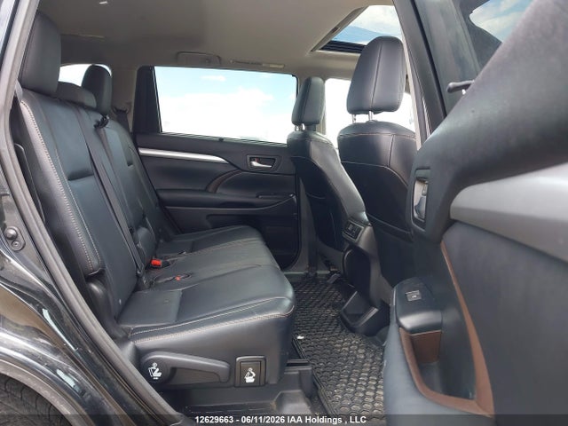 5TDJKRFHXFS203970 Toyota Highlander Xle