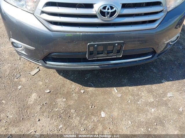 12629666 :رقم المزاد ، 5TDBK3EHXCS163985 vin ، 2012 Toyota Highlander V6 مزاد بيع