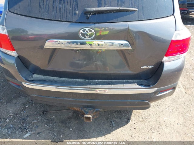 12629666 :رقم المزاد ، 5TDBK3EHXCS163985 vin ، 2012 Toyota Highlander V6 مزاد بيع
