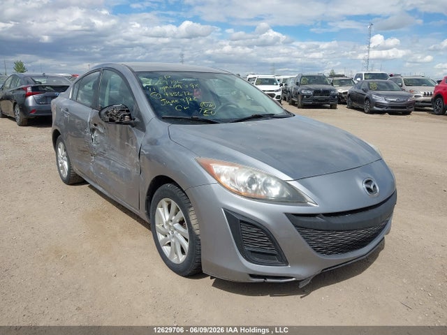 12629706 :رقم المزاد ، JM1BL1UF6B1435672 vin ، 2011 Mazda Mazda3 Gx مزاد بيع