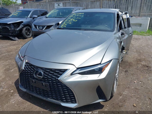 Lexus Is 300 300 2022 JTHD81F22N5049671 Image 2