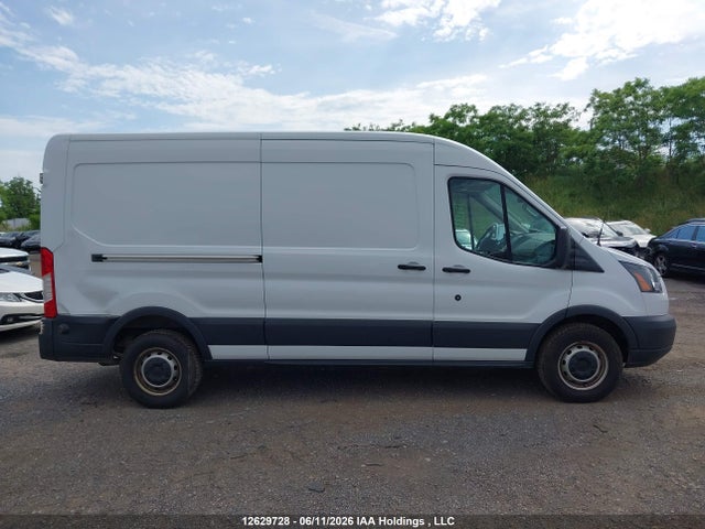 Ford Transit T-250 2018 1FTYR2CM6JKB26999 Image 13