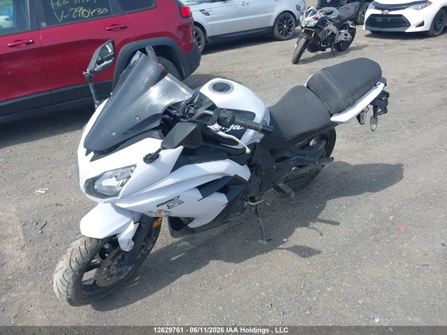 Продаж на аукціоні авто 2015 Kawasaki Ex650 F, vin: JKAEXEF1XFDA22343, номер лоту: 12629761