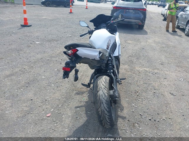 Kawasaki Ex650 F 2015 JKAEXEF1XFDA22343 Image 6