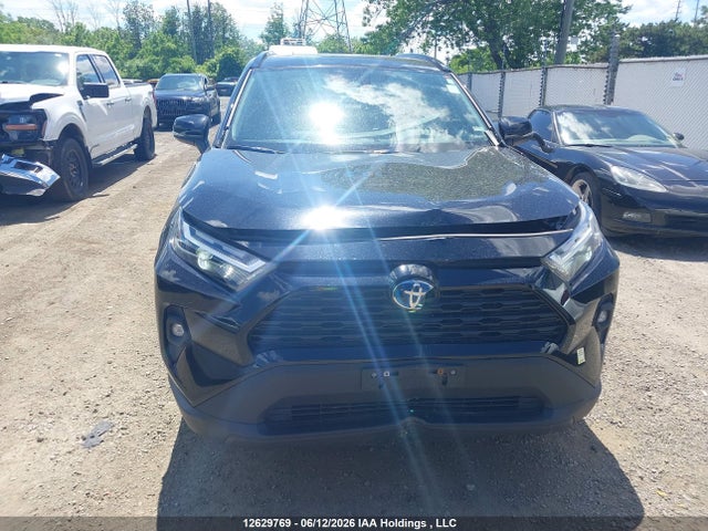 2T3RWRFV4RW227620 Toyota Rav4 Hybrid Xle