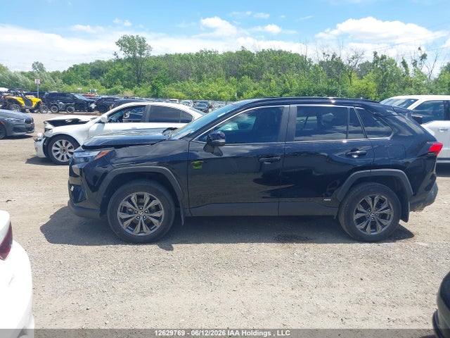 2T3RWRFV4RW227620 Toyota Rav4 Hybrid Xle
