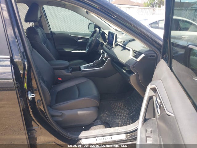 2T3RWRFV4RW227620 Toyota Rav4 Hybrid Xle
