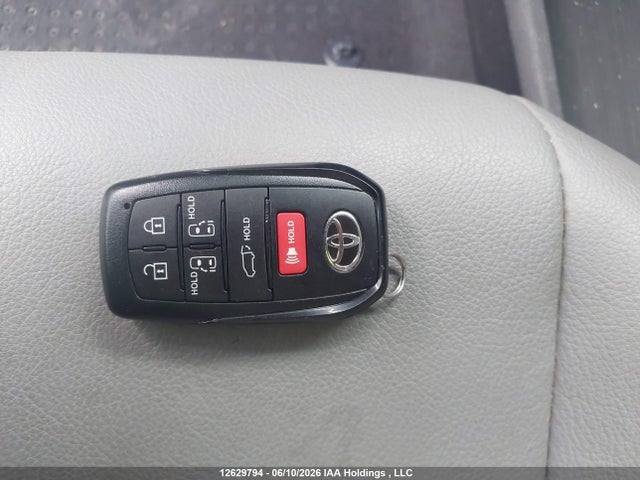 Продаж на аукціоні авто 2026 Toyota Sienna Xle Fwd 8-pass, vin: 5TDGRKEC7TS291889, номер лоту: 12629794