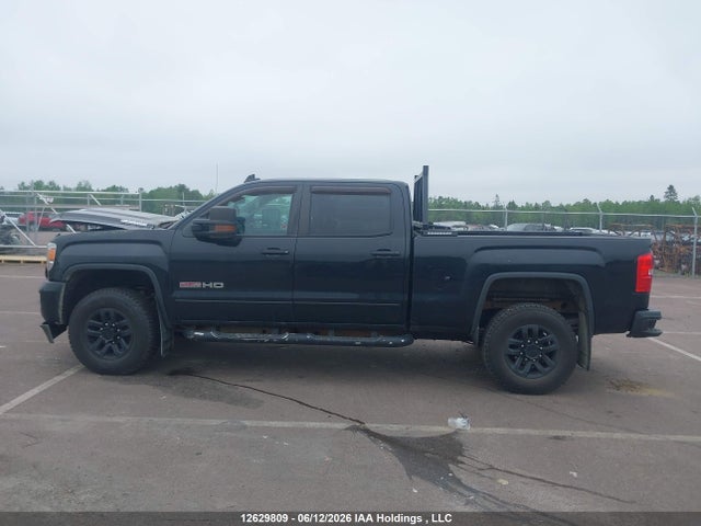 1GT12TEY0JF134729 GMC Sierra 2500hd Slt
