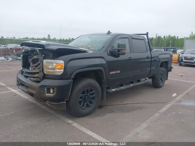 1GT12TEY0JF134729 GMC Sierra 2500hd Slt