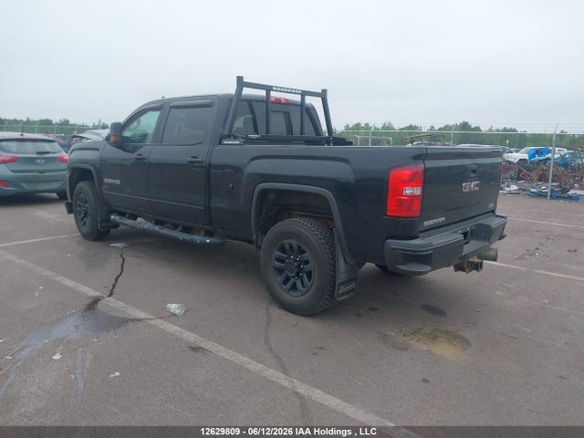 Auction sale of the 2018 Gmc Sierra 2500hd Slt, vin: 1GT12TEY0JF134729, lot number: 12629809