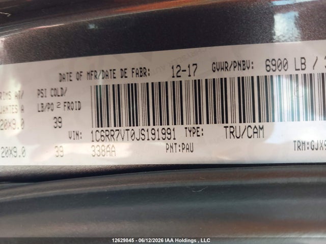 Продаж на аукціоні авто 2018 Ram 1500 Laramie, vin: 1C6RR7VT0JS191991, номер лоту: 12629845