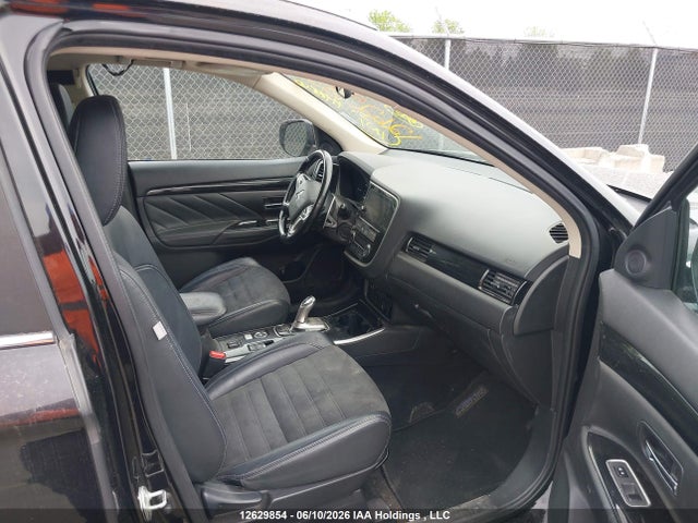 12629854 :رقم المزاد ، JA4J24A56JZ619693 vin ، 2018 Mitsubishi Outlander Phev مزاد بيع