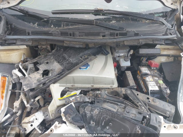 2015 Nissan Leaf S/sl/sv მანქანა იყიდება აუქციონზე, vin: 1N4AZ0CP1FC318466, აუქციონის ნომერი: 12629860