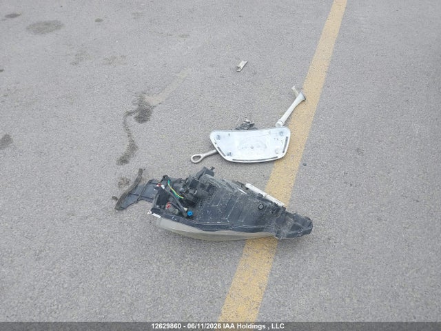 2015 Nissan Leaf S/sl/sv მანქანა იყიდება აუქციონზე, vin: 1N4AZ0CP1FC318466, აუქციონის ნომერი: 12629860