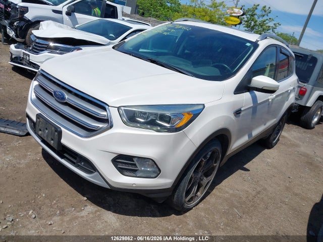 Ford Escape Titanium 2017 1FMCU9J98HUA33492 Image 2
