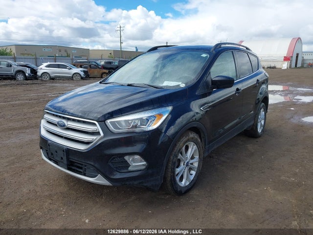12629886 :رقم المزاد ، 1FMCU0HDXJUB65018 vin ، 2018 Ford Escape Sel مزاد بيع