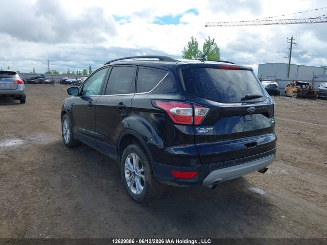 12629886 :رقم المزاد ، 1FMCU0HDXJUB65018 vin ، 2018 Ford Escape Sel مزاد بيع