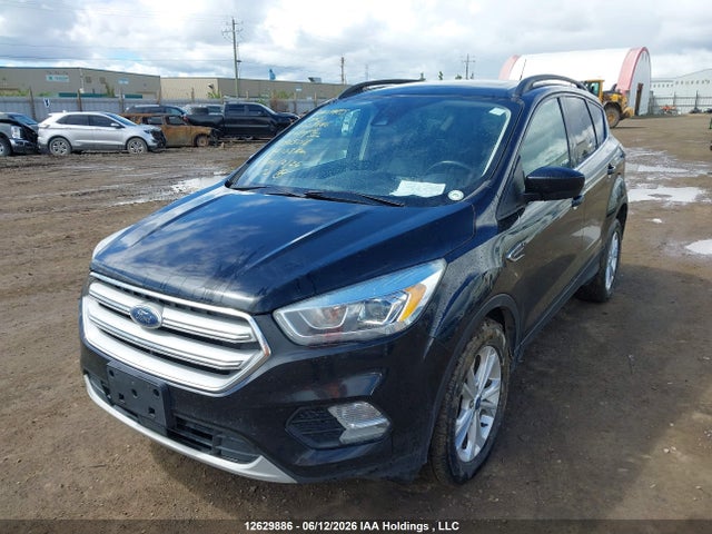 12629886 :رقم المزاد ، 1FMCU0HDXJUB65018 vin ، 2018 Ford Escape Sel مزاد بيع