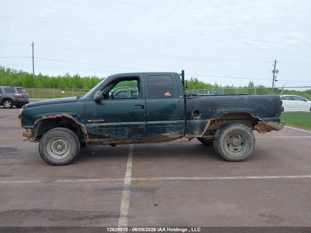 2004 Chevrolet Silverado K2500 Heavy Duty მანქანა იყიდება აუქციონზე, vin: 1GCHK29U04E252693, აუქციონის ნომერი: 12629915
