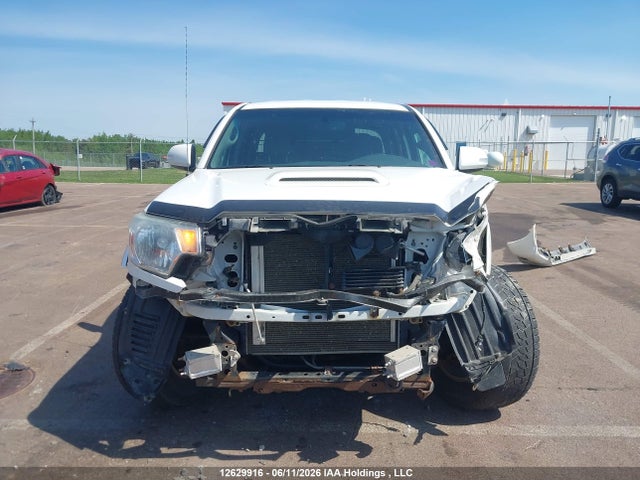 2015 Toyota Tacoma Double Cab Long Bed მანქანა იყიდება აუქციონზე, vin: 5TFMU4FN9FX033918, აუქციონის ნომერი: 12629916