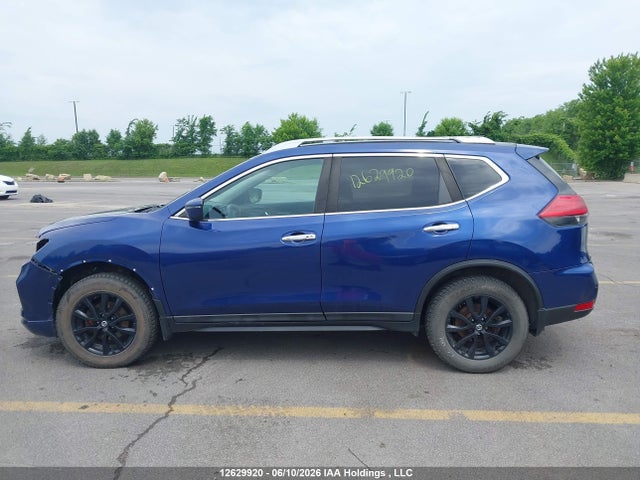 Продажа на аукционе авто 2017 Nissan Rogue S/sl Platinum/sv, vin: 5N1AT2MV2HC735954, номер лота: 12629920