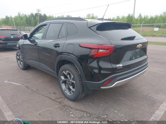 Chevrolet TRAX 1LT 2025 KL77LHE2XSC102760 Image 3