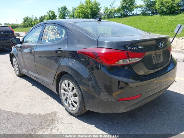 Hyundai Elantra 2015 5NPDH4AE5FH601802 Image 3