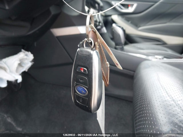 Subaru Forester Limited 2022 JF2SKEPC4NH422332 Image 11