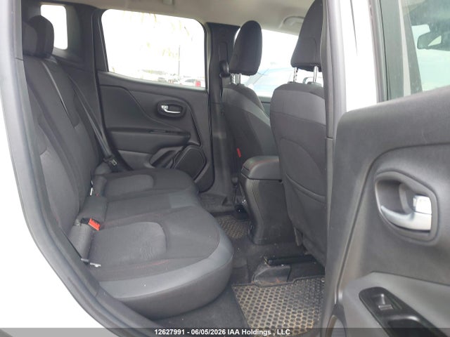 12627991 :رقم المزاد ، ZACNJDC14NPN95853 vin ، 2022 Jeep Renegade Trailhawk مزاد بيع