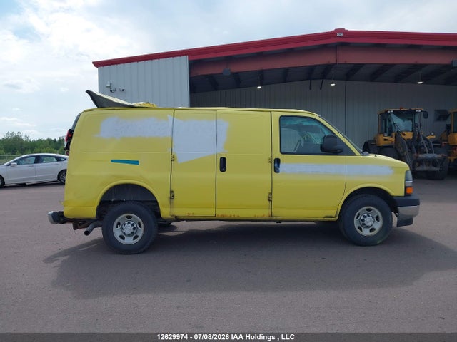 12629974 :رقم المزاد ، 1GCWGAFF7H1175097 vin ، 2017 Chevrolet Express G2500 مزاد بيع