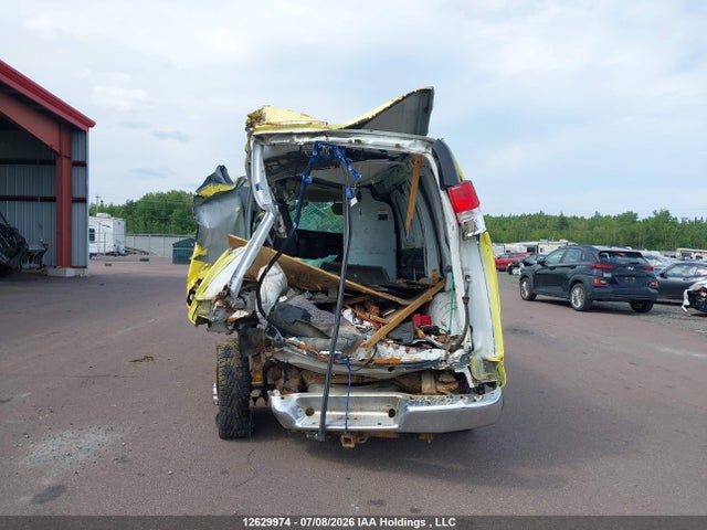 12629974 :رقم المزاد ، 1GCWGAFF7H1175097 vin ، 2017 Chevrolet Express G2500 مزاد بيع