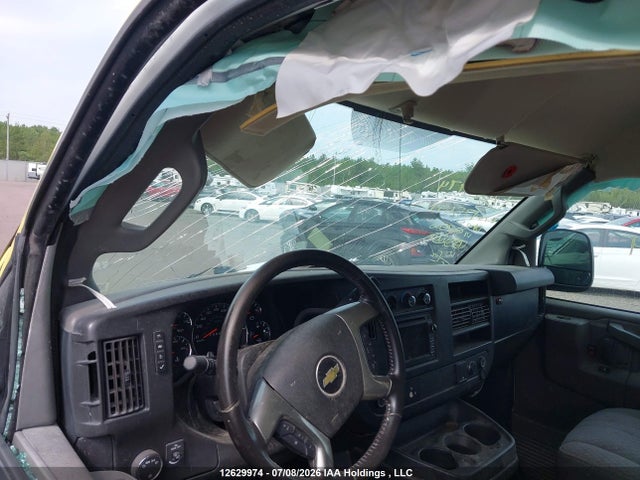12629974 :رقم المزاد ، 1GCWGAFF7H1175097 vin ، 2017 Chevrolet Express G2500 مزاد بيع