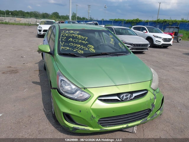 12629989 :رقم المزاد ، KMHCT5AE4CU049142 vin ، 2012 Hyundai Accent مزاد بيع