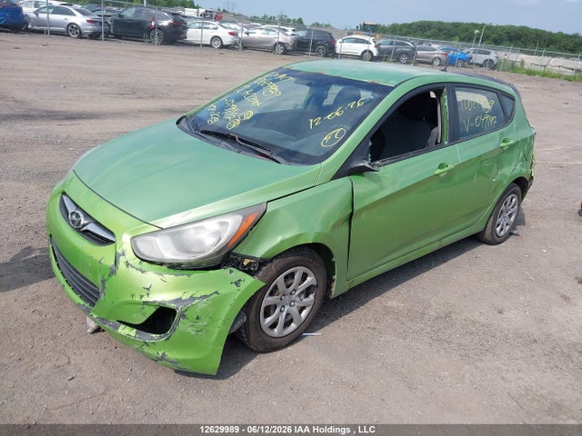 12629989 :رقم المزاد ، KMHCT5AE4CU049142 vin ، 2012 Hyundai Accent مزاد بيع