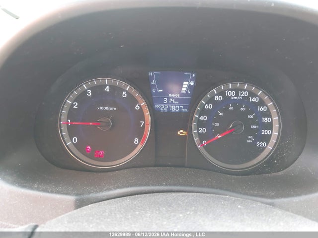 12629989 :رقم المزاد ، KMHCT5AE4CU049142 vin ، 2012 Hyundai Accent مزاد بيع