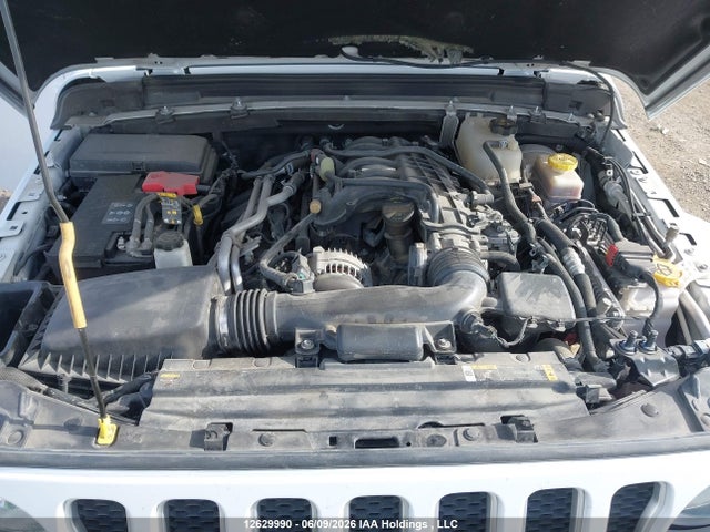 1C4HJXEG0PW586513 Jeep Wrangler 4-door Sahara