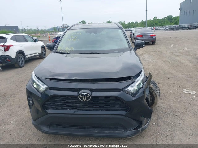 Toyota RAV4 2022 2T3R1RFV5NC290381 Image 12