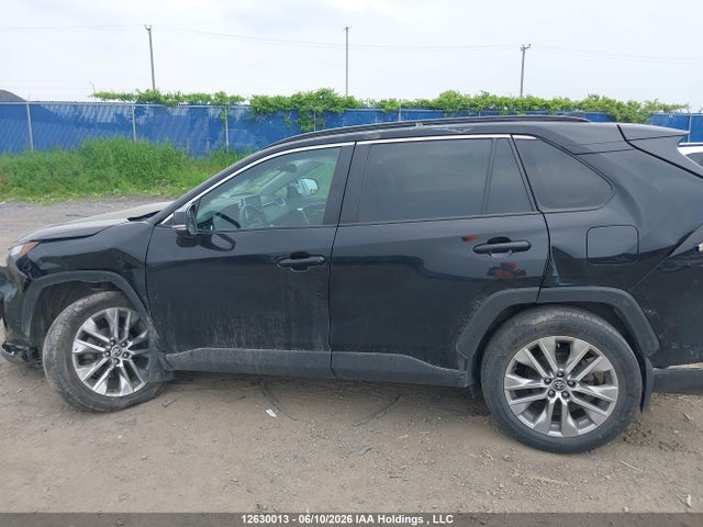 Toyota RAV4 2022 2T3R1RFV5NC290381 Image 14