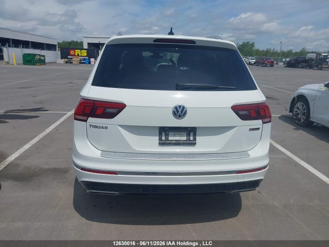 3VV4B7AXXMM096000 Volkswagen Tiguan Sel Premium R-line