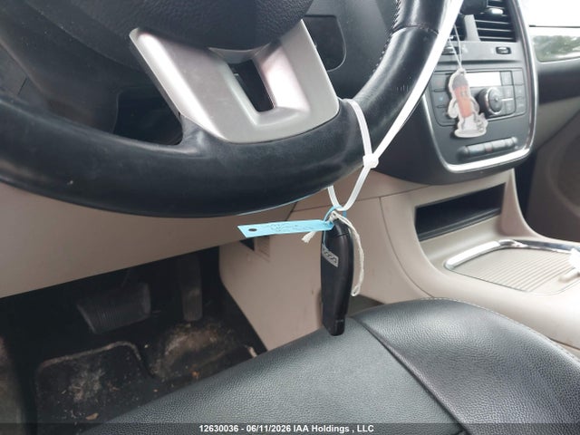 Dodge Grand Caravan Crew 2017 2C4RDGDG3HR597125 Image 11